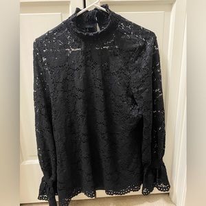 Adrianna Papell lace top with cami. Size large NWT